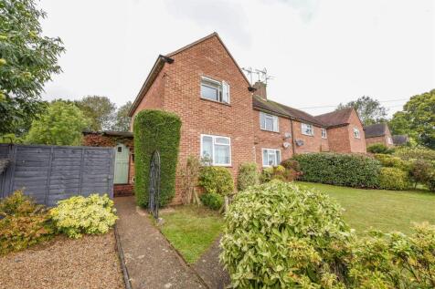 85 Wyphurst Road GU6 Crowes Cranleigh  (11 of 19).