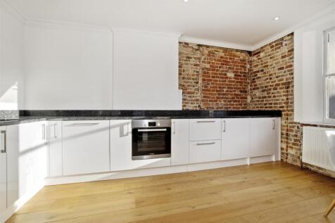 Apt-1-276-High-Street-Guilford-23.jpg
