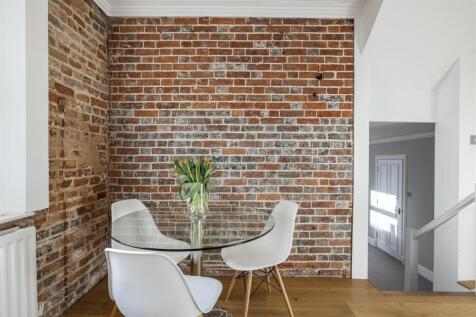 Apt-1-276-High-Street-Guilford-29.jpg