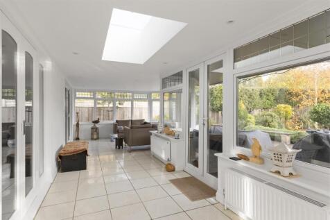 Leander, Avenue Road Cranleigh, GU6 7LL-36.JPG