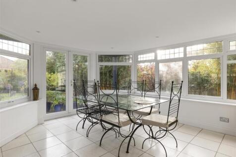 Leander, Avenue Road Cranleigh, GU6 7LL-38.JPG