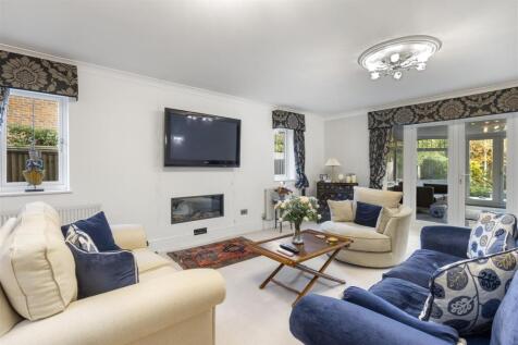Leander, Avenue Road Cranleigh, GU6 7LL-23.JPG