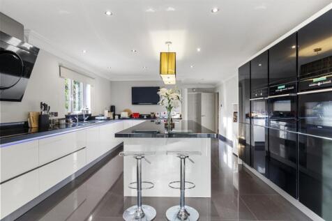 Leander, Avenue Road Cranleigh, GU6 7LL-32.JPG