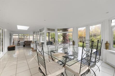 Leander, Avenue Road Cranleigh, GU6 7LL-35.JPG