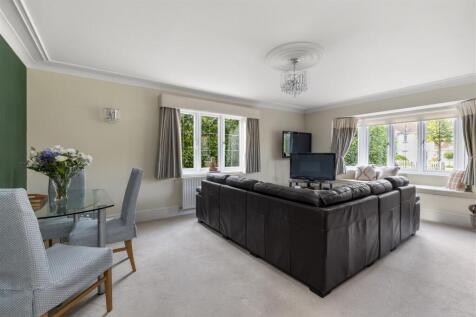 Leander, Avenue Road Cranleigh, GU6 7LL-46.JPG