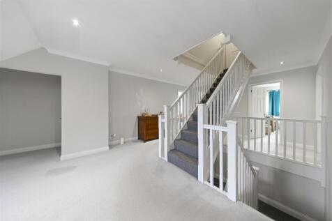 Leander, Avenue Road Cranleigh, GU6 7LL-54.JPG