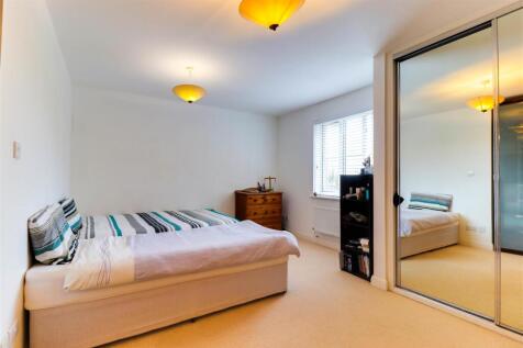 29. Bedroom 1.jpg