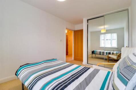 37. Bedroom 2.jpg