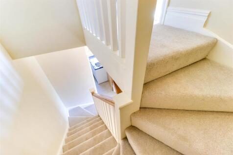 30. Stairs up 1.2.jpg