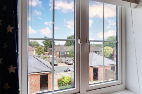 Bed 3 window view-Edit.png