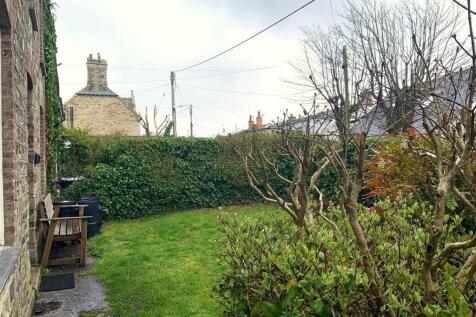 Front garden.jpeg