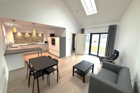 Coach House Open Plan.jpg