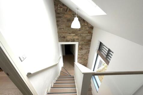 Coach House hallway.jpg