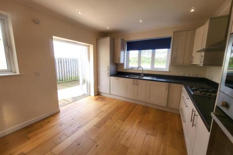 Kitchen 2 with double doors.jpg