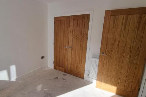 Bedroom 2 5 Argray.jpg