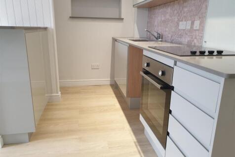Kitchen 3.jpg