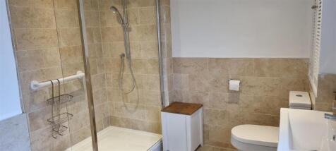 shower room x 2.jpg