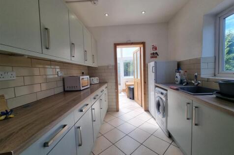 Kitchen 57 Tresawls.jpg