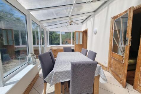 Conservatory 57 Tresawls.jpg