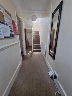 ENTRANCE HALLWAY.jpg