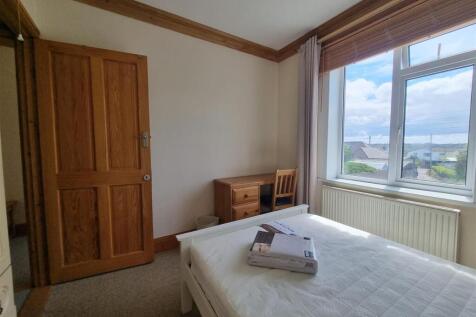 First Floor Rear RHS Bedroom (2).jpg