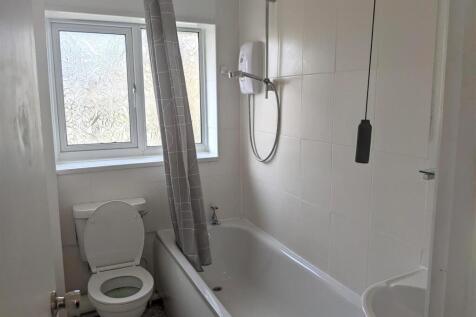 bathroom.jpeg