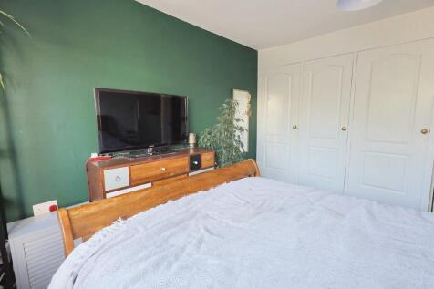 Bed 1