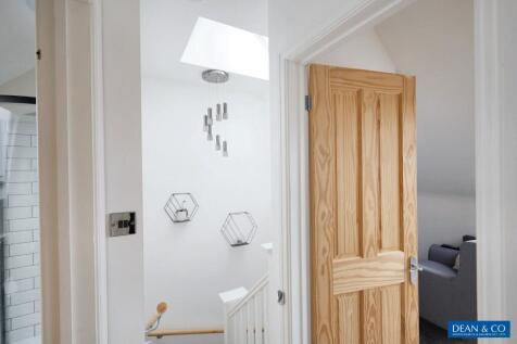 2nd floor landing