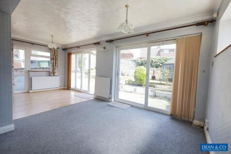 Family/Dining Area