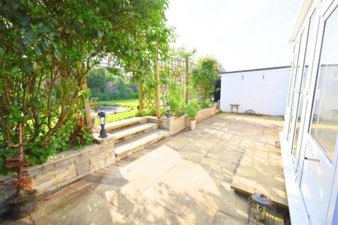 Patio to Garden