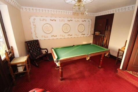 Snooker room/Bar