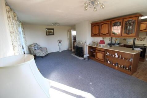 Lounge kitchen
