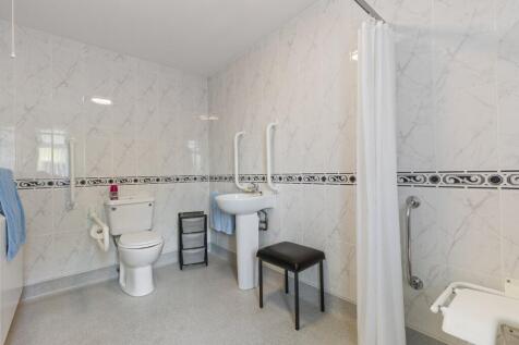 Annexe wet room