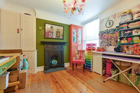 Property Image 4