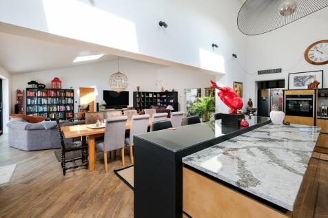 Property Image 9