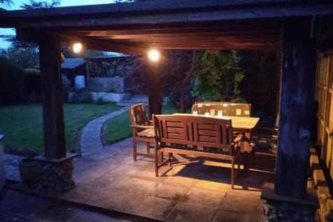 Alfresco Dining Area