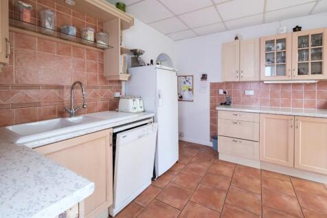 Kitchen 2