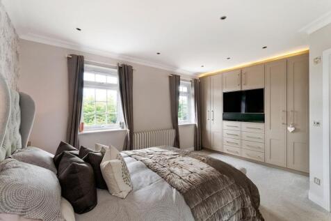 Main bedroom