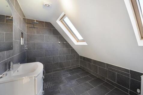 2nd Flr Ensuite