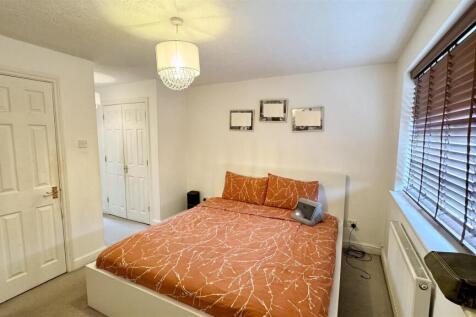 Bed 1