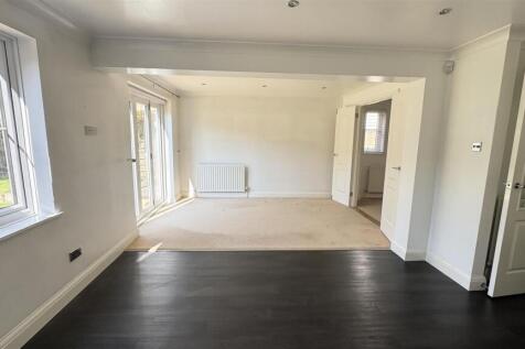 Dining/Family Room