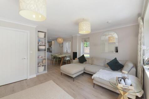 Living/Dining Space