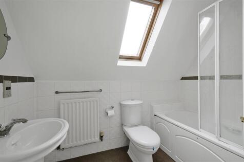 Bathroom.jpg