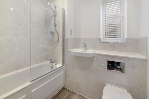 Bathroom (Plot 77)