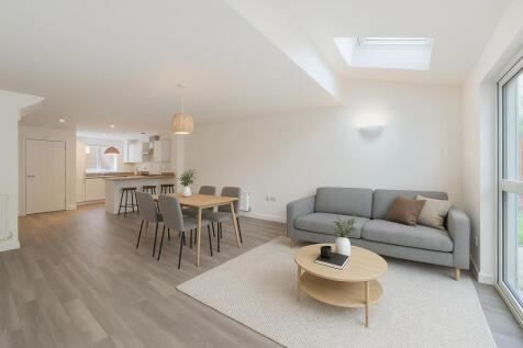 Kitchen/Living Space (Plot 77)
