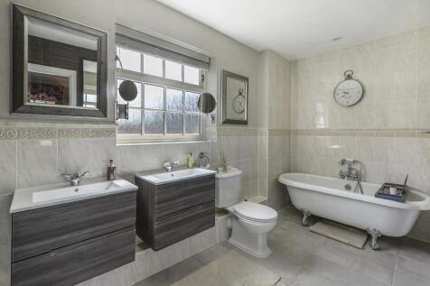 Bedroom 1 Ensuite