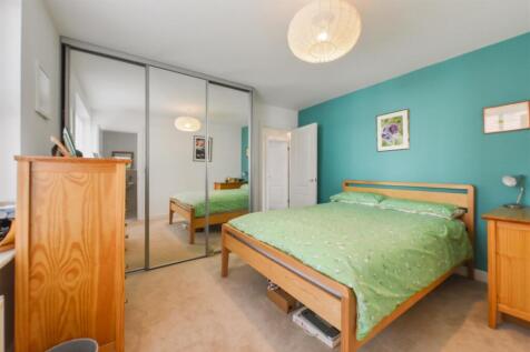 Ensuite Bedroom