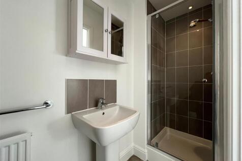 ensuite 1.jpg