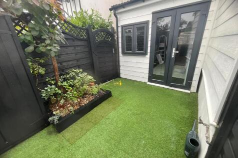 processed-9BCD9F65-CC48-4AB2-A899-1EBA965160DA.jpe