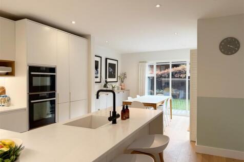 11. Kitchen-Image-3.jpg